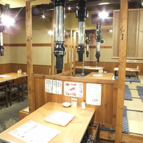 3名様~6名様用テーブルを多数ご用意しております。ご家族や友人同士、女子会などに最適のお席になっております!