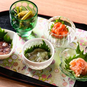 季節の旬やお酒の肴も充実