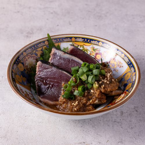 カツオの叩き～自家製ゴマダレ～