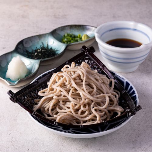 白出汁で食べる薬味そば