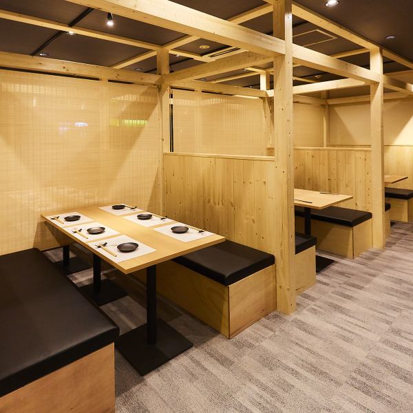 貸切最大40名様までご予約可能です！充実のコースメニューでは、お酒に合う逸品で構成しております！当店自慢の痛風鍋もお楽しみ頂けるプランも御座います。各種ご宴会や同窓会、オフ会など幅広いシーンでご利用下さい！
