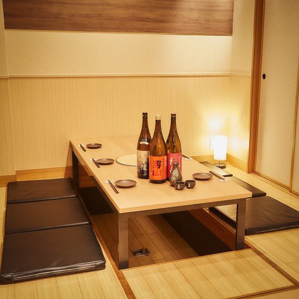 掘りごたつ席もご用意！温かみのある店内は、落ち着いた雰囲気でゆったりとお食事をお楽しみ頂けます◎お気軽にお電話ください！