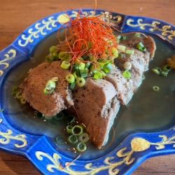 伝説のスパイス香る茹でタン