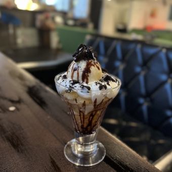 ランチパフェ