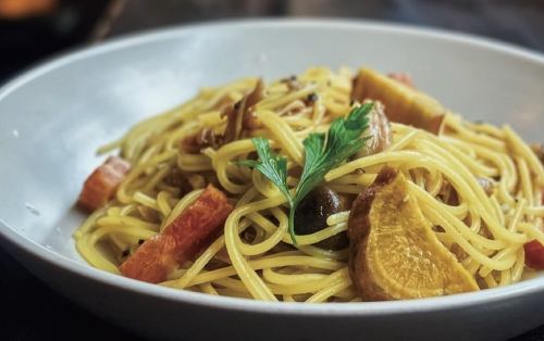 安納芋ときのこ醤油パスタランチセット