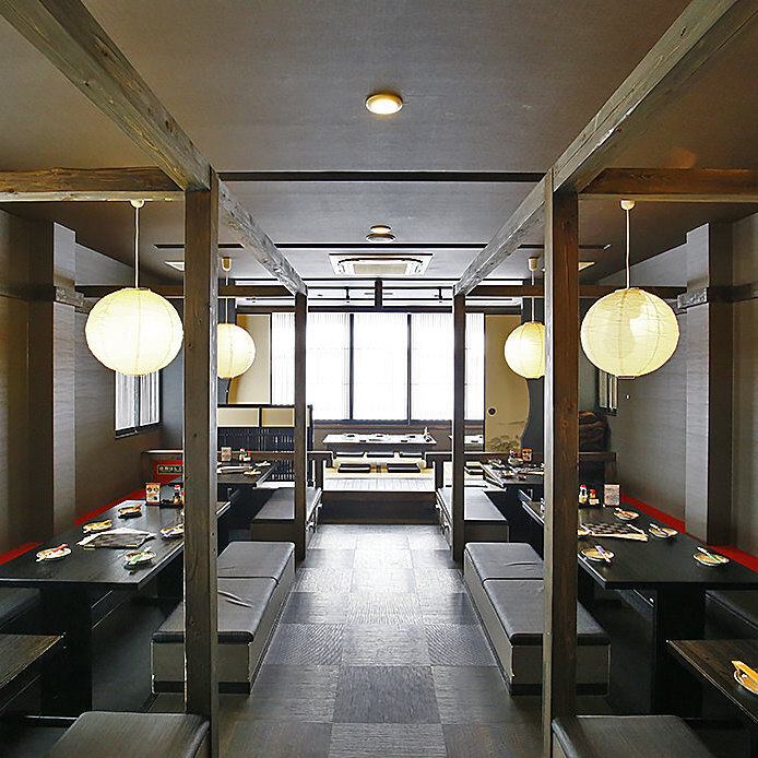 [For parties] The second floor can be rented out for parties starting from 32 people, up to a maximum of 47 people.