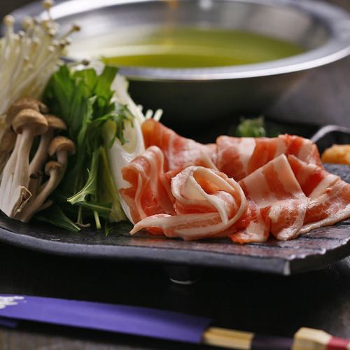 【お鍋】大和肉鶏の大和茶鍋