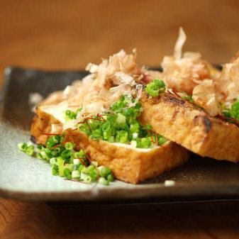 豆腐屋さんの厚揚げ