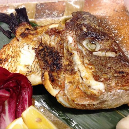 鯛かぶと塩焼き／椎茸のミンチ詰め