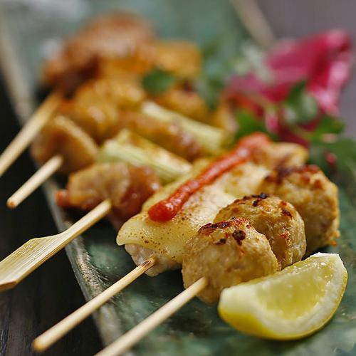 《絶品の大和肉鶏》豊かな自然のもとで育つ銘柄鶏に舌鼓★大和肉鶏は触感はお肉そのもの。串三種は1000円♪