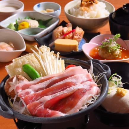 ちょっと贅沢なランチに★あいち鴨の陶板焼き会席 4500円