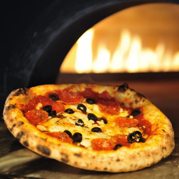 《본격 나폴리 피자·파스타 런치 코스》 좋아하는 피자 or 파스타·전채 뷔페·프리 음료 1738엔~