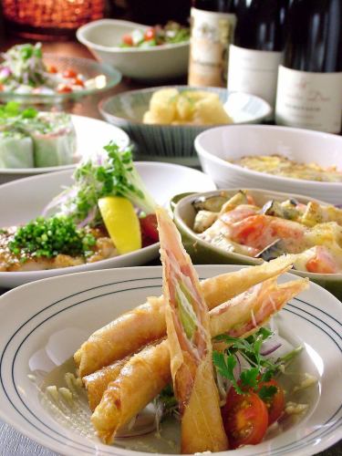 今天我們推出限時特別課程。
限時優惠！夏日派對套餐（8道菜）

1. 鰹魚刺身
2. Choregi沙拉
3. 炸蘿蔔
4. 蘆筍春捲棒
5.麻婆豆腐
6. 燉紅鯛魚
7. Mikkabi 牛肉蒜蓉牛排
8 手工蕎麥麵（辣蘿蔔）

這是炎熱天氣的完美選擇。
請利用這個機會。

https://tenten10.owst.jp/courses/199845665

#飲料餐飲天店#濱松居酒屋#夏日派對套餐#濱鬆手工蕎麥麵#辣白蘿蔔蕎麥麵#三花牛肉#麻婆豆腐