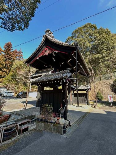 This time, we went on a soba tour to Nogi Soba Kamiya in Okuyama, Inasa Town.
The soba is delicious, but the miso dengaku is also delicious.