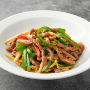 Stir-fried minced pork and peppers