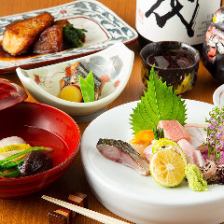 《旬の味覚》料理長こだわりの食材で贅沢な大人の夜を満喫【おまかせコース10,000円＜全10品＞】