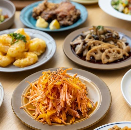 種類豊富なお料理を一度に楽しむ
