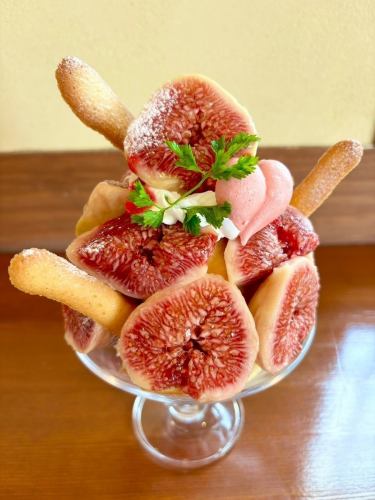 いちじくパフェ