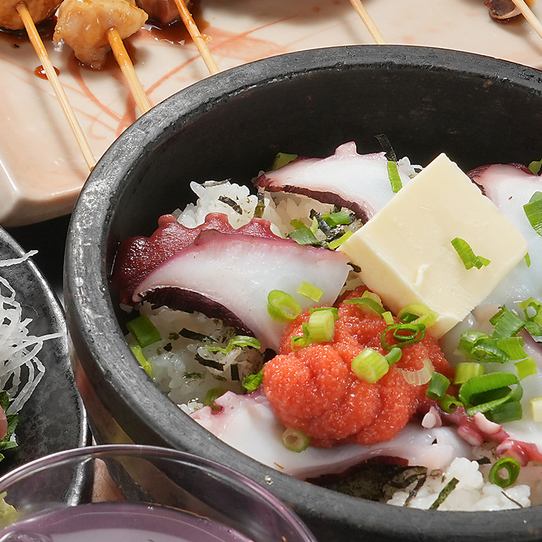 〆にもぴったりのご飯物♪◆『石焼明太タコ飯』