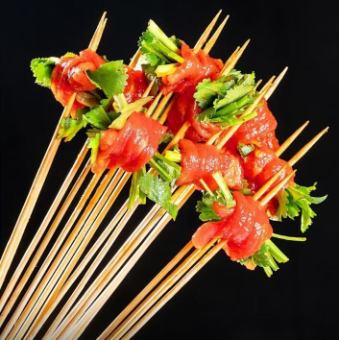 牛肉パクチー串
