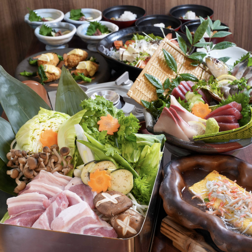 두꺼운 돼지고기와 봄 야채의 간간 구이 연회 코스(전 7품 | 요리만) 2,000엔