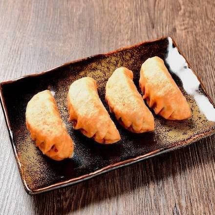 4 个煎饺