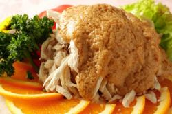 Domestic steamed chicken with special sauce