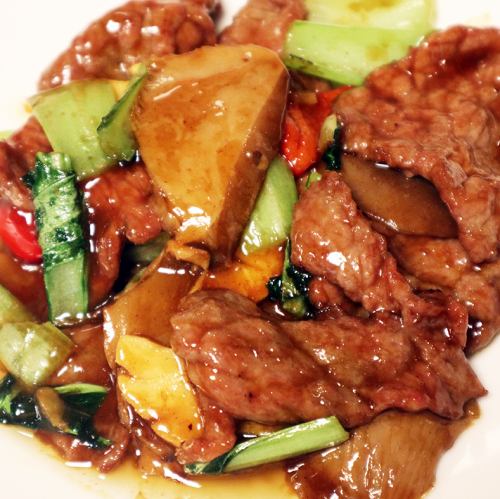 牛肉のオイスターソース炒め