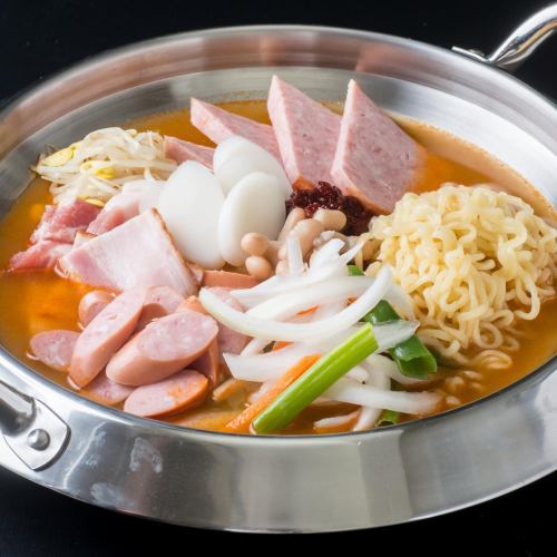 Budaejjigae small (for 1-2 people)