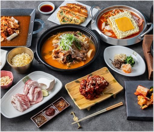 토요일 · 일요일 · 공휴일 한정 전부! 음료 무제한 코스 뷔페 4000 엔