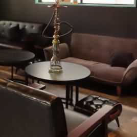 大切な友達と心ゆくまで楽しめる！女子会にぴったり♪ふかふかソファ席が3つあり、リラックスした雰囲気が魅力的です☆