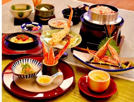 かに会席【陽咲(ひなた)】 全9品 4730円(税込)