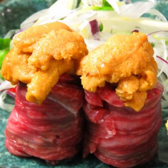 Kagoshima black beef sea urchin roll (1 piece)