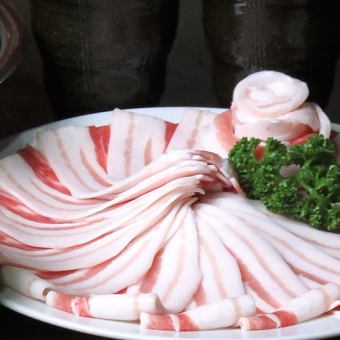 鸡肉屋郎名产“黑猪”的奢华♪[黑猪涮锅套餐]共8道菜+2小时[无限畅饮]5000日元