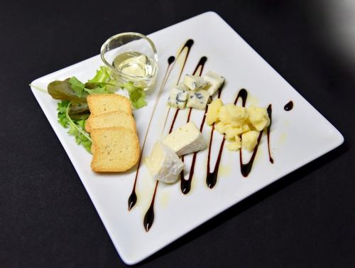 cheese platter with honey