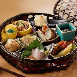 花籠とお酒のセット【14:30～17:00限定】