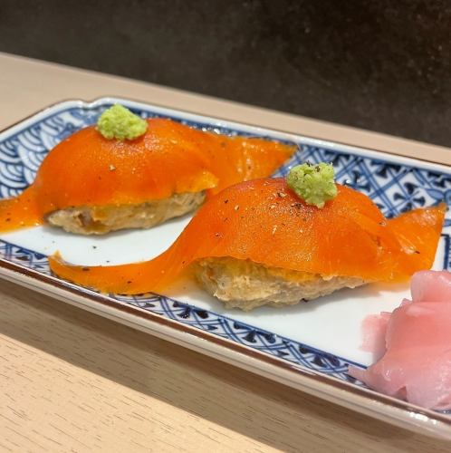 お寿司みたいなスモークサーモンポテサラ 2貫