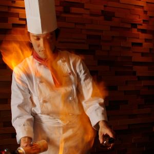 熟練のシェフによる職人技