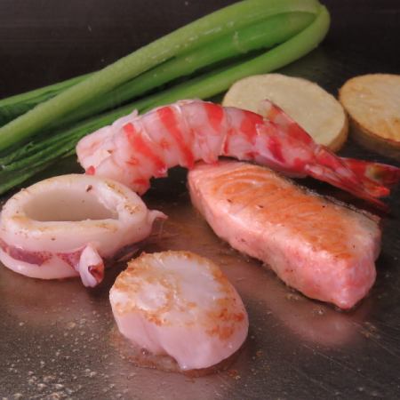 【海鮮鉄板焼】　魚介三種セット(鮮魚・帆立・車海老)