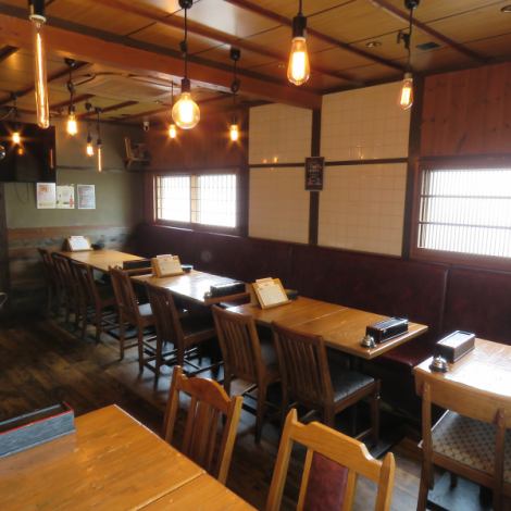 Table seats perfect for private parties and banquets. We can accommodate 15 to 30 people! These spacious tables are sure to liven up any girls' night out or welcoming/farewell party!