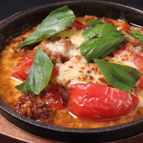 tomato cheese iron plate