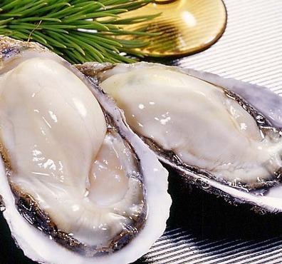 推荐的牡蛎料理很多♪牡蛎洞、牡蛎海鲜饭等♪其他广岛特产！！