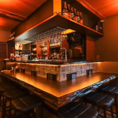 友達や会社の仲間とプライベートなパーティーを開きたいなら、貸切利用がおすすめです★周りを気にせず、美味しい料理とお酒を心ゆくまで楽しめます！ご利用人数やご予算に合わせて、お得な貸切コースもご用意しています♪お気軽にご相談ください！落ち着いた雰囲気の空間を、自由に使って最高の思い出作りをどうぞ◎