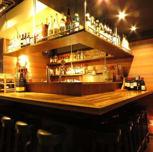 [1st floor ◎ Counter] Special seats for regulars ★ One person is also welcome.It is a seat that you can enjoy like a bar.