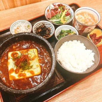 【ランチ】　『本格旨辛』 麻婆豆腐定食　1188円