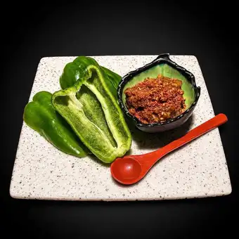 Pari Pea Spice Meat Miso Salad