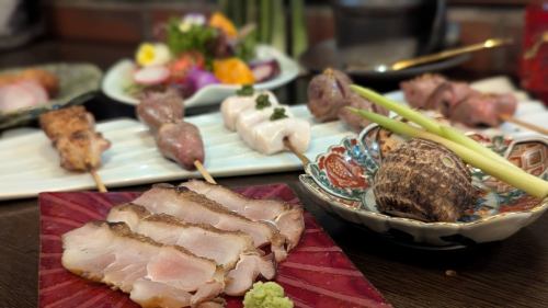 【120分飲み放題付き♪】百式の人気商品と地鶏串のコース　6600円(税込)