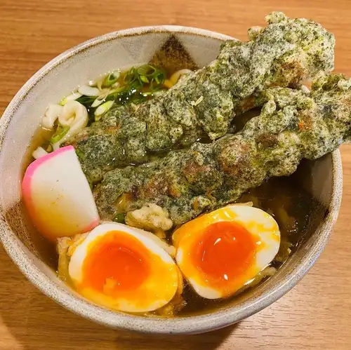 竹轮和鸡蛋乌冬面