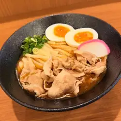 <사쿠라 돼지> 고기 구슬 카레 우동