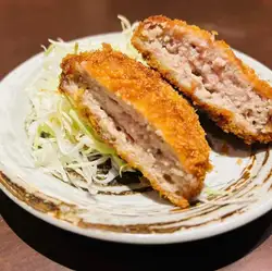 <사쿠라 돼지고기> 벚꽃 돼지 멘치카츠 1개